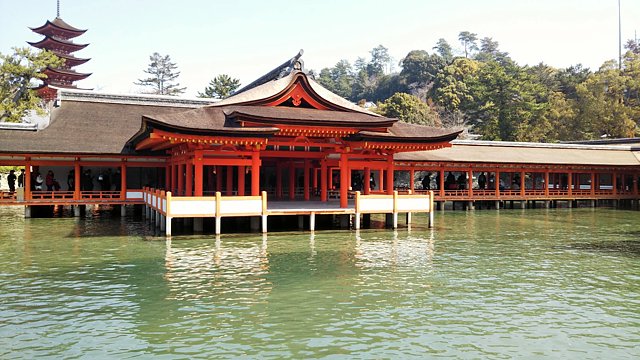 厳島神社満潮